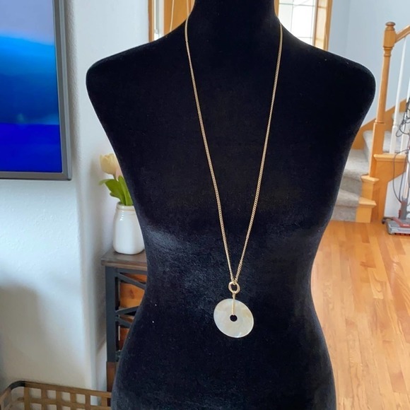 Universal Thread Jewelry - Universal Thread Necklace with circle pendant